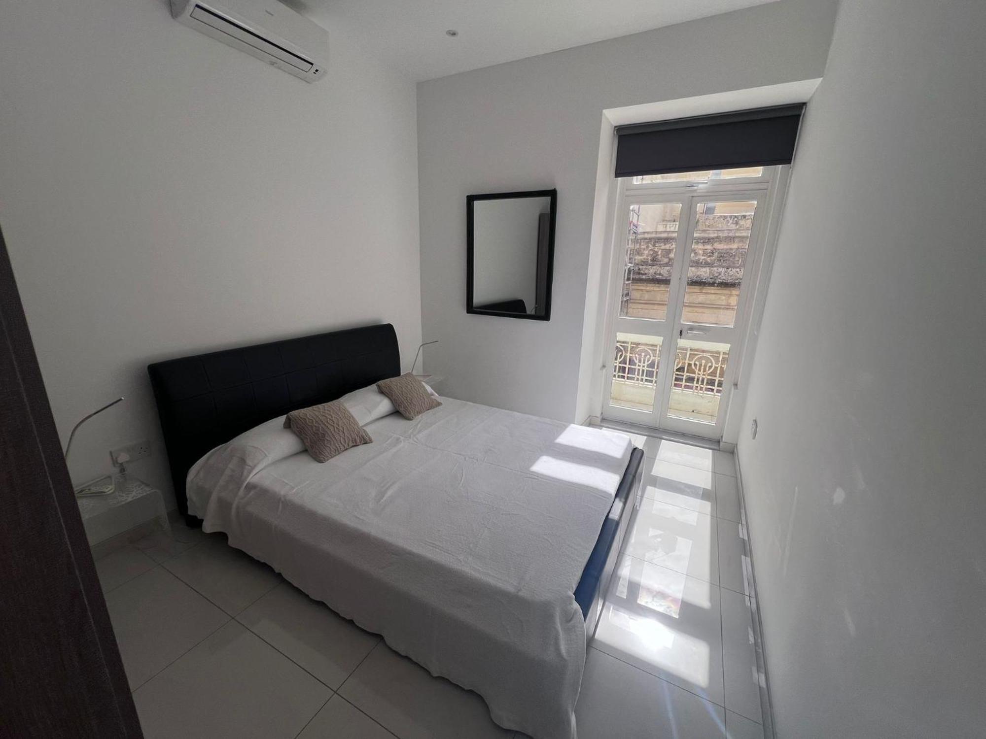Sunny One Bedroom Apartment In Old Bakery Street Valletta Exteriér fotografie